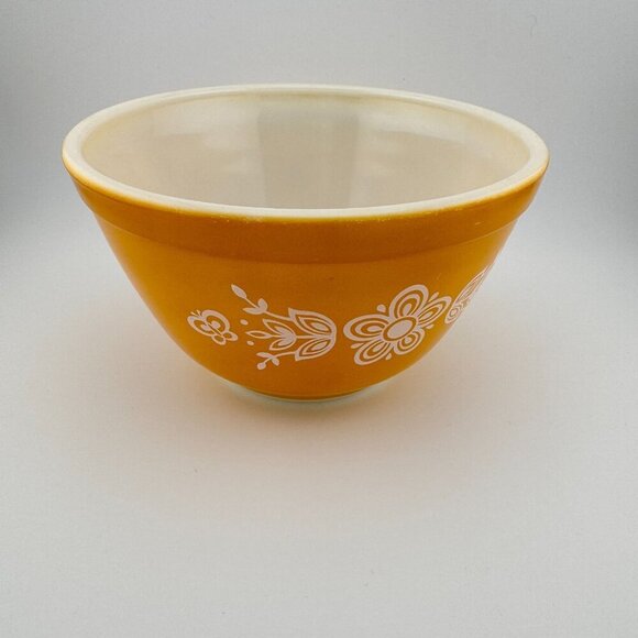 Vintage Pyrex Butterfly Gold Ovenware Bowl 1 1/2 Pint MCM Retro - Picture 1 of 7